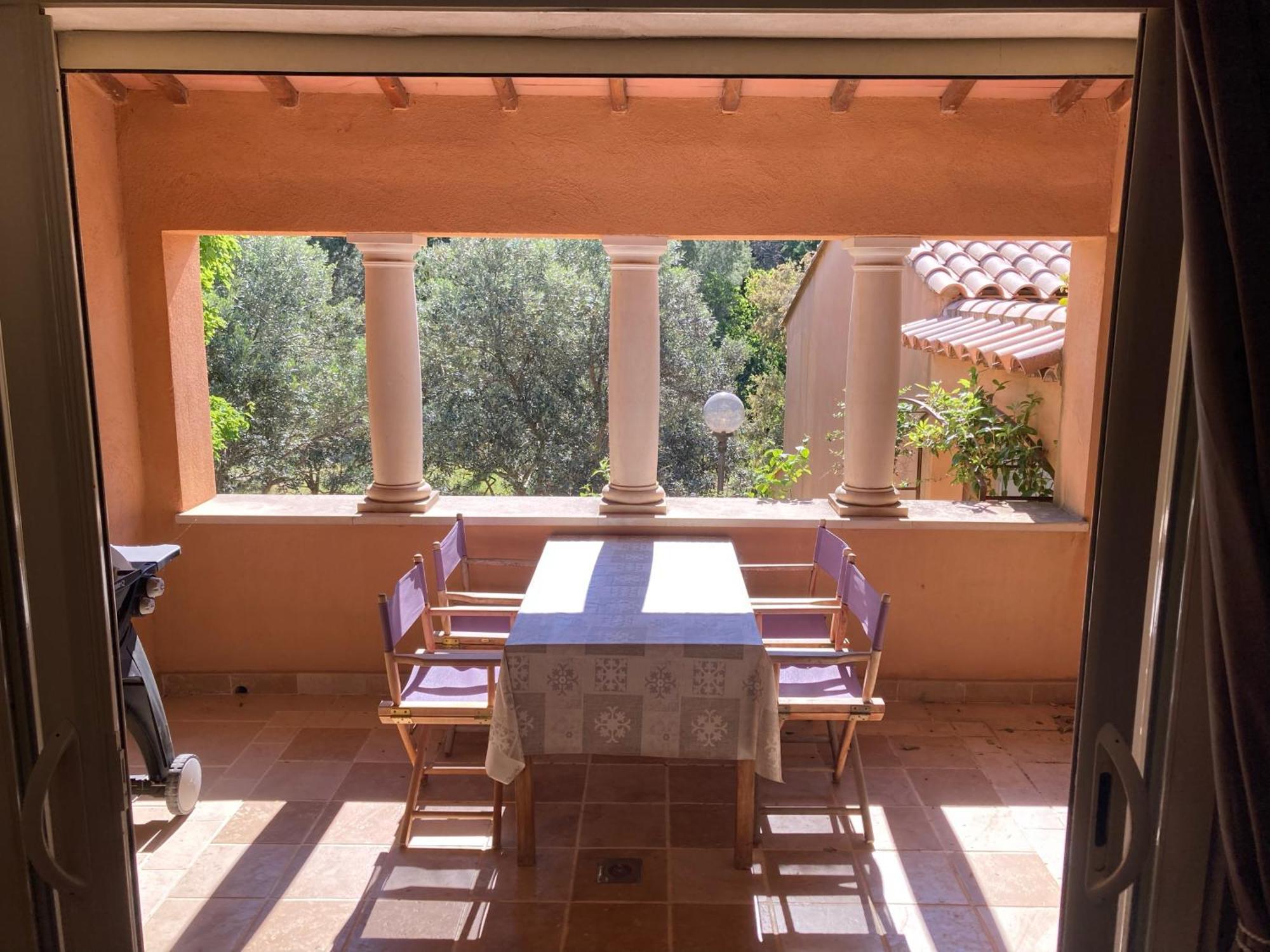 Le Patio Apartment Laouque Ngoại thất bức ảnh